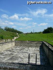 [P35] Terezin - lagarul de concentrare sau Mica Fortareata, piscina comandantului » foto by magdalena
 - 
<span class="allrVoted glyphicon glyphicon-heart hidden" id="av114023"></span>
<a class="m-l-10 hidden" id="sv114023" onclick="voting_Foto_DelVot(,114023,6883)" role="button">șterge vot <span class="glyphicon glyphicon-remove"></span></a>
<a id="v9114023" class=" c-red"  onclick="voting_Foto_SetVot(114023)" role="button"><span class="glyphicon glyphicon-heart-empty"></span> <b>LIKE</b> = Votează poza</a> <img class="hidden"  id="f114023W9" src="/imagini/loader.gif" border="0" /><span class="AjErrMes hidden" id="e114023ErM"></span>