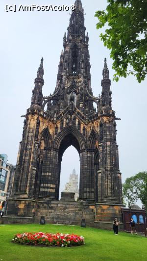 [P91] Edinburgh - Scott Monument » foto by k-lator
 - 
<span class="allrVoted glyphicon glyphicon-heart hidden" id="av1501674"></span>
<a class="m-l-10 hidden" id="sv1501674" onclick="voting_Foto_DelVot(,1501674,6898)" role="button">șterge vot <span class="glyphicon glyphicon-remove"></span></a>
<a id="v91501674" class=" c-red"  onclick="voting_Foto_SetVot(1501674)" role="button"><span class="glyphicon glyphicon-heart-empty"></span> <b>LIKE</b> = Votează poza</a> <img class="hidden"  id="f1501674W9" src="/imagini/loader.gif" border="0" /><span class="AjErrMes hidden" id="e1501674ErM"></span>