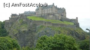 P03 [AUG-2017] Castelul din Edinburgh. Pe el il poti vedea de peste tot. 