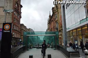 [P48] Glasgow - Buchanan Street » foto by makuy*
 - 
<span class="allrVoted glyphicon glyphicon-heart hidden" id="av656120"></span>
<a class="m-l-10 hidden" id="sv656120" onclick="voting_Foto_DelVot(,656120,6898)" role="button">șterge vot <span class="glyphicon glyphicon-remove"></span></a>
<a id="v9656120" class=" c-red"  onclick="voting_Foto_SetVot(656120)" role="button"><span class="glyphicon glyphicon-heart-empty"></span> <b>LIKE</b> = Votează poza</a> <img class="hidden"  id="f656120W9" src="/imagini/loader.gif" border="0" /><span class="AjErrMes hidden" id="e656120ErM"></span>