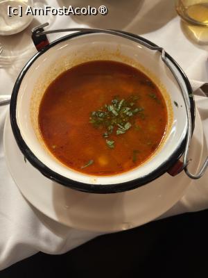 [P32] Ciorba de gulaș,recomand nici în Ungaria nu mâncați așa ceva:) » foto by AZE
 - 
<span class="allrVoted glyphicon glyphicon-heart hidden" id="av1512772"></span>
<a class="m-l-10 hidden" id="sv1512772" onclick="voting_Foto_DelVot(,1512772,6927)" role="button">șterge vot <span class="glyphicon glyphicon-remove"></span></a>
<a id="v91512772" class=" c-red"  onclick="voting_Foto_SetVot(1512772)" role="button"><span class="glyphicon glyphicon-heart-empty"></span> <b>LIKE</b> = Votează poza</a> <img class="hidden"  id="f1512772W9" src="/imagini/loader.gif" border="0" /><span class="AjErrMes hidden" id="e1512772ErM"></span>