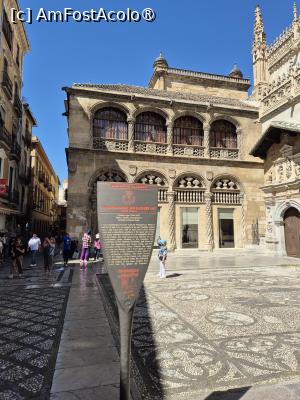[P13] Granada - Capela Regală » foto by ANILU
 - 
<span class="allrVoted glyphicon glyphicon-heart hidden" id="av1488843"></span>
<a class="m-l-10 hidden" id="sv1488843" onclick="voting_Foto_DelVot(,1488843,7020)" role="button">șterge vot <span class="glyphicon glyphicon-remove"></span></a>
<a id="v91488843" class=" c-red"  onclick="voting_Foto_SetVot(1488843)" role="button"><span class="glyphicon glyphicon-heart-empty"></span> <b>LIKE</b> = Votează poza</a> <img class="hidden"  id="f1488843W9" src="/imagini/loader.gif" border="0" /><span class="AjErrMes hidden" id="e1488843ErM"></span>