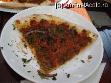 [P20] Restaurantul Trattoria Alfredo - un fel de pizza, care avea multa pasta de ardei iute. » foto by Diaura*
 - 
<span class="allrVoted glyphicon glyphicon-heart hidden" id="av119662"></span>
<a class="m-l-10 hidden" id="sv119662" onclick="voting_Foto_DelVot(,119662,7051)" role="button">șterge vot <span class="glyphicon glyphicon-remove"></span></a>
<a id="v9119662" class=" c-red"  onclick="voting_Foto_SetVot(119662)" role="button"><span class="glyphicon glyphicon-heart-empty"></span> <b>LIKE</b> = Votează poza</a> <img class="hidden"  id="f119662W9" src="/imagini/loader.gif" border="0" /><span class="AjErrMes hidden" id="e119662ErM"></span>