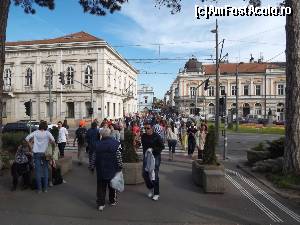 [P112] Ieșirea din parcul Kalemegdan și intrarea pe pietonala Knez Mihajlova » foto by Dragoș_MD
 - 
<span class="allrVoted glyphicon glyphicon-heart hidden" id="av624235"></span>
<a class="m-l-10 hidden" id="sv624235" onclick="voting_Foto_DelVot(,624235,7062)" role="button">șterge vot <span class="glyphicon glyphicon-remove"></span></a>
<a id="v9624235" class=" c-red"  onclick="voting_Foto_SetVot(624235)" role="button"><span class="glyphicon glyphicon-heart-empty"></span> <b>LIKE</b> = Votează poza</a> <img class="hidden"  id="f624235W9" src="/imagini/loader.gif" border="0" /><span class="AjErrMes hidden" id="e624235ErM"></span>