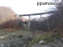 [P02] Viaductul Grămăticu. De pe viaduct se vede foarte bine pensiunea si zona. » foto by sharky1973
 - 
<span class="allrVoted glyphicon glyphicon-heart hidden" id="av163728"></span>
<a class="m-l-10 hidden" id="sv163728" onclick="voting_Foto_DelVot(,163728,7079)" role="button">șterge vot <span class="glyphicon glyphicon-remove"></span></a>
<a id="v9163728" class=" c-red"  onclick="voting_Foto_SetVot(163728)" role="button"><span class="glyphicon glyphicon-heart-empty"></span> <b>LIKE</b> = Votează poza</a> <img class="hidden"  id="f163728W9" src="/imagini/loader.gif" border="0" /><span class="AjErrMes hidden" id="e163728ErM"></span>