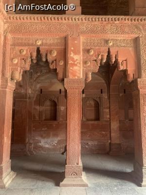 [P15] Agra Fort,India,interioare » foto by AZE
 - 
<span class="allrVoted glyphicon glyphicon-heart hidden" id="av1435979"></span>
<a class="m-l-10 hidden" id="sv1435979" onclick="voting_Foto_DelVot(,1435979,7081)" role="button">șterge vot <span class="glyphicon glyphicon-remove"></span></a>
<a id="v91435979" class=" c-red"  onclick="voting_Foto_SetVot(1435979)" role="button"><span class="glyphicon glyphicon-heart-empty"></span> <b>LIKE</b> = Votează poza</a> <img class="hidden"  id="f1435979W9" src="/imagini/loader.gif" border="0" /><span class="AjErrMes hidden" id="e1435979ErM"></span>