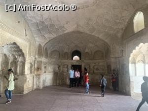 [P23] Agra Fort,India,interioare » foto by AZE
 - 
<span class="allrVoted glyphicon glyphicon-heart hidden" id="av1435987"></span>
<a class="m-l-10 hidden" id="sv1435987" onclick="voting_Foto_DelVot(,1435987,7081)" role="button">șterge vot <span class="glyphicon glyphicon-remove"></span></a>
<a id="v91435987" class=" c-red"  onclick="voting_Foto_SetVot(1435987)" role="button"><span class="glyphicon glyphicon-heart-empty"></span> <b>LIKE</b> = Votează poza</a> <img class="hidden"  id="f1435987W9" src="/imagini/loader.gif" border="0" /><span class="AjErrMes hidden" id="e1435987ErM"></span>