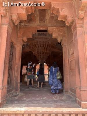 [P11] Fahtepur Sikri » foto by AZE
 - 
<span class="allrVoted glyphicon glyphicon-heart hidden" id="av1436644"></span>
<a class="m-l-10 hidden" id="sv1436644" onclick="voting_Foto_DelVot(,1436644,7081)" role="button">șterge vot <span class="glyphicon glyphicon-remove"></span></a>
<a id="v91436644" class=" c-red"  onclick="voting_Foto_SetVot(1436644)" role="button"><span class="glyphicon glyphicon-heart-empty"></span> <b>LIKE</b> = Votează poza</a> <img class="hidden"  id="f1436644W9" src="/imagini/loader.gif" border="0" /><span class="AjErrMes hidden" id="e1436644ErM"></span>