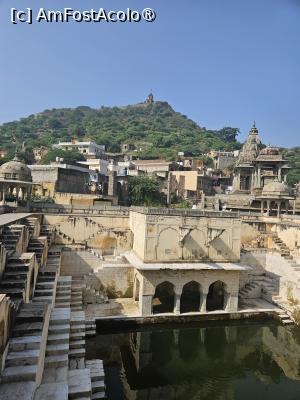 [P09] la Amber Fort » foto by robert
 - 
<span class="allrVoted glyphicon glyphicon-heart hidden" id="av1464001"></span>
<a class="m-l-10 hidden" id="sv1464001" onclick="voting_Foto_DelVot(,1464001,7099)" role="button">șterge vot <span class="glyphicon glyphicon-remove"></span></a>
<a id="v91464001" class=" c-red"  onclick="voting_Foto_SetVot(1464001)" role="button"><span class="glyphicon glyphicon-heart-empty"></span> <b>LIKE</b> = Votează poza</a> <img class="hidden"  id="f1464001W9" src="/imagini/loader.gif" border="0" /><span class="AjErrMes hidden" id="e1464001ErM"></span>