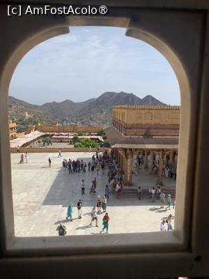 [P56] Amber Fort » foto by AZE
 - 
<span class="allrVoted glyphicon glyphicon-heart hidden" id="av1444404"></span>
<a class="m-l-10 hidden" id="sv1444404" onclick="voting_Foto_DelVot(,1444404,7099)" role="button">șterge vot <span class="glyphicon glyphicon-remove"></span></a>
<a id="v91444404" class=" c-red"  onclick="voting_Foto_SetVot(1444404)" role="button"><span class="glyphicon glyphicon-heart-empty"></span> <b>LIKE</b> = Votează poza</a> <img class="hidden"  id="f1444404W9" src="/imagini/loader.gif" border="0" /><span class="AjErrMes hidden" id="e1444404ErM"></span>