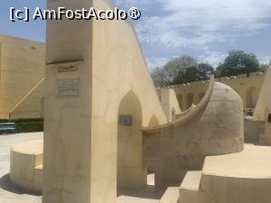 [P37] Jantal Mantar,observatorul din Jaipur » foto by AZE
 - 
<span class="allrVoted glyphicon glyphicon-heart hidden" id="av1445568"></span>
<a class="m-l-10 hidden" id="sv1445568" onclick="voting_Foto_DelVot(,1445568,7099)" role="button">șterge vot <span class="glyphicon glyphicon-remove"></span></a>
<a id="v91445568" class=" c-red"  onclick="voting_Foto_SetVot(1445568)" role="button"><span class="glyphicon glyphicon-heart-empty"></span> <b>LIKE</b> = Votează poza</a> <img class="hidden"  id="f1445568W9" src="/imagini/loader.gif" border="0" /><span class="AjErrMes hidden" id="e1445568ErM"></span>