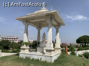 [P12] Templul Birla Mandir din Jaipur » foto by AZE
 - 
<span class="allrVoted glyphicon glyphicon-heart hidden" id="av1447954"></span>
<a class="m-l-10 hidden" id="sv1447954" onclick="voting_Foto_DelVot(,1447954,7099)" role="button">șterge vot <span class="glyphicon glyphicon-remove"></span></a>
<a id="v91447954" class=" c-red"  onclick="voting_Foto_SetVot(1447954)" role="button"><span class="glyphicon glyphicon-heart-empty"></span> <b>LIKE</b> = Votează poza</a> <img class="hidden"  id="f1447954W9" src="/imagini/loader.gif" border="0" /><span class="AjErrMes hidden" id="e1447954ErM"></span>