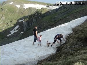 [P19] Soseaua Transalpina, cea mai înalta sosea din Rmania, 2.145 m in Pasul Urdele. Zapada de care va spuneam.  » foto by vega06
 - 
<span class="allrVoted glyphicon glyphicon-heart hidden" id="av571409"></span>
<a class="m-l-10 hidden" id="sv571409" onclick="voting_Foto_DelVot(,571409,7149)" role="button">șterge vot <span class="glyphicon glyphicon-remove"></span></a>
<a id="v9571409" class=" c-red"  onclick="voting_Foto_SetVot(571409)" role="button"><span class="glyphicon glyphicon-heart-empty"></span> <b>LIKE</b> = Votează poza</a> <img class="hidden"  id="f571409W9" src="/imagini/loader.gif" border="0" /><span class="AjErrMes hidden" id="e571409ErM"></span>