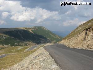 [P17] Transalpina în 2011 - fără parapeți.  » foto by tata123 🔱
 - 
<span class="allrVoted glyphicon glyphicon-heart hidden" id="av659487"></span>
<a class="m-l-10 hidden" id="sv659487" onclick="voting_Foto_DelVot(,659487,7149)" role="button">șterge vot <span class="glyphicon glyphicon-remove"></span></a>
<a id="v9659487" class=" c-red"  onclick="voting_Foto_SetVot(659487)" role="button"><span class="glyphicon glyphicon-heart-empty"></span> <b>LIKE</b> = Votează poza</a> <img class="hidden"  id="f659487W9" src="/imagini/loader.gif" border="0" /><span class="AjErrMes hidden" id="e659487ErM"></span>