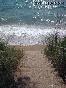 [P14] Scări careduc la plaje hotelului Ahena » foto by Aeerdna*
 - 
<span class="allrVoted glyphicon glyphicon-heart hidden" id="av216927"></span>
<a class="m-l-10 hidden" id="sv216927" onclick="voting_Foto_DelVot(,216927,7150)" role="button">șterge vot <span class="glyphicon glyphicon-remove"></span></a>
<a id="v9216927" class=" c-red"  onclick="voting_Foto_SetVot(216927)" role="button"><span class="glyphicon glyphicon-heart-empty"></span> <b>LIKE</b> = Votează poza</a> <img class="hidden"  id="f216927W9" src="/imagini/loader.gif" border="0" /><span class="AjErrMes hidden" id="e216927ErM"></span>