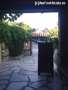 [P164] Vedere dinspre restaurantul 'Doxato', la ieşire din el... » foto by Aeerdna*
 - 
<span class="allrVoted glyphicon glyphicon-heart hidden" id="av217294"></span>
<a class="m-l-10 hidden" id="sv217294" onclick="voting_Foto_DelVot(,217294,7150)" role="button">șterge vot <span class="glyphicon glyphicon-remove"></span></a>
<a id="v9217294" class=" c-red"  onclick="voting_Foto_SetVot(217294)" role="button"><span class="glyphicon glyphicon-heart-empty"></span> <b>LIKE</b> = Votează poza</a> <img class="hidden"  id="f217294W9" src="/imagini/loader.gif" border="0" /><span class="AjErrMes hidden" id="e217294ErM"></span>