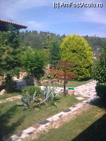 [P27] O aleeinterioară care face legătura între maisonette, cam 200 şi restaurantul Doxato, aflat spre stânga fotografiei » foto by Aeerdna*
 - 
<span class="allrVoted glyphicon glyphicon-heart hidden" id="av216944"></span>
<a class="m-l-10 hidden" id="sv216944" onclick="voting_Foto_DelVot(,216944,7150)" role="button">șterge vot <span class="glyphicon glyphicon-remove"></span></a>
<a id="v9216944" class=" c-red"  onclick="voting_Foto_SetVot(216944)" role="button"><span class="glyphicon glyphicon-heart-empty"></span> <b>LIKE</b> = Votează poza</a> <img class="hidden"  id="f216944W9" src="/imagini/loader.gif" border="0" /><span class="AjErrMes hidden" id="e216944ErM"></span>