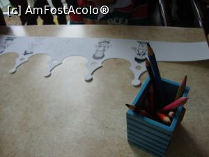 [P09] Cel mic a primit o coroană regală din carton care avea imprimate câteva personaje din desene animate. A colorat-o și apoi a purtat-o încântat.  » foto by Floryn81
 - 
<span class="allrVoted glyphicon glyphicon-heart hidden" id="av772824"></span>
<a class="m-l-10 hidden" id="sv772824" onclick="voting_Foto_DelVot(,772824,7201)" role="button">șterge vot <span class="glyphicon glyphicon-remove"></span></a>
<a id="v9772824" class=" c-red"  onclick="voting_Foto_SetVot(772824)" role="button"><span class="glyphicon glyphicon-heart-empty"></span> <b>LIKE</b> = Votează poza</a> <img class="hidden"  id="f772824W9" src="/imagini/loader.gif" border="0" /><span class="AjErrMes hidden" id="e772824ErM"></span>