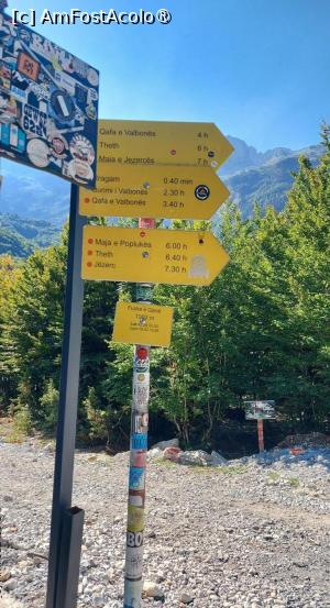 [P06] start traseu Valbona-Theth (Valbona Pass) » foto by raducondurache
 - 
<span class="allrVoted glyphicon glyphicon-heart hidden" id="av1496010"></span>
<a class="m-l-10 hidden" id="sv1496010" onclick="voting_Foto_DelVot(,1496010,7202)" role="button">șterge vot <span class="glyphicon glyphicon-remove"></span></a>
<a id="v91496010" class=" c-red"  onclick="voting_Foto_SetVot(1496010)" role="button"><span class="glyphicon glyphicon-heart-empty"></span> <b>LIKE</b> = Votează poza</a> <img class="hidden"  id="f1496010W9" src="/imagini/loader.gif" border="0" /><span class="AjErrMes hidden" id="e1496010ErM"></span>