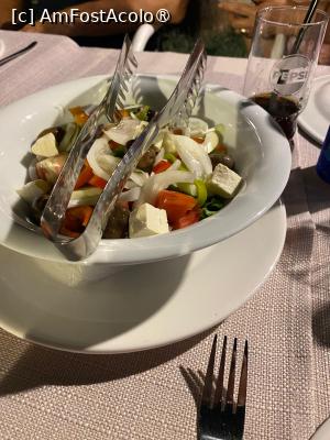 [P55] Tirana.Salată albaneză » foto by Yersinia Pestis
 - 
<span class="allrVoted glyphicon glyphicon-heart hidden" id="av1543481"></span>
<a class="m-l-10 hidden" id="sv1543481" onclick="voting_Foto_DelVot(,1543481,7202)" role="button">șterge vot <span class="glyphicon glyphicon-remove"></span></a>
<a id="v91543481" class=" c-red"  onclick="voting_Foto_SetVot(1543481)" role="button"><span class="glyphicon glyphicon-heart-empty"></span> <b>LIKE</b> = Votează poza</a> <img class="hidden"  id="f1543481W9" src="/imagini/loader.gif" border="0" /><span class="AjErrMes hidden" id="e1543481ErM"></span>