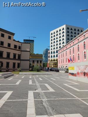 [P04] prin Tirana » foto by nela b
 - 
<span class="allrVoted glyphicon glyphicon-heart hidden" id="av1494417"></span>
<a class="m-l-10 hidden" id="sv1494417" onclick="voting_Foto_DelVot(,1494417,7202)" role="button">șterge vot <span class="glyphicon glyphicon-remove"></span></a>
<a id="v91494417" class=" c-red"  onclick="voting_Foto_SetVot(1494417)" role="button"><span class="glyphicon glyphicon-heart-empty"></span> <b>LIKE</b> = Votează poza</a> <img class="hidden"  id="f1494417W9" src="/imagini/loader.gif" border="0" /><span class="AjErrMes hidden" id="e1494417ErM"></span>