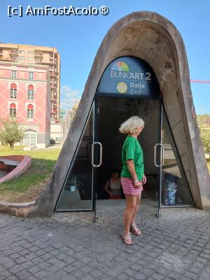 [P57] evadare din buncar » foto by nela b
 - 
<span class="allrVoted glyphicon glyphicon-heart hidden" id="av1494502"></span>
<a class="m-l-10 hidden" id="sv1494502" onclick="voting_Foto_DelVot(,1494502,7202)" role="button">șterge vot <span class="glyphicon glyphicon-remove"></span></a>
<a id="v91494502" class=" c-red"  onclick="voting_Foto_SetVot(1494502)" role="button"><span class="glyphicon glyphicon-heart-empty"></span> <b>LIKE</b> = Votează poza</a> <img class="hidden"  id="f1494502W9" src="/imagini/loader.gif" border="0" /><span class="AjErrMes hidden" id="e1494502ErM"></span>