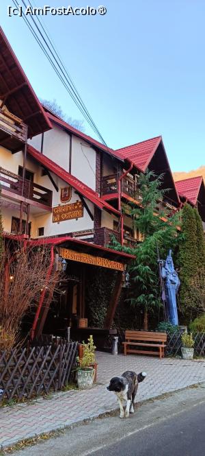 [P02] Intrare restaurant. » foto by tata123 🔱
 - 
<span class="allrVoted glyphicon glyphicon-heart hidden" id="av1515171"></span>
<a class="m-l-10 hidden" id="sv1515171" onclick="voting_Foto_DelVot(,1515171,7327)" role="button">șterge vot <span class="glyphicon glyphicon-remove"></span></a>
<a id="v91515171" class=" c-red"  onclick="voting_Foto_SetVot(1515171)" role="button"><span class="glyphicon glyphicon-heart-empty"></span> <b>LIKE</b> = Votează poza</a> <img class="hidden"  id="f1515171W9" src="/imagini/loader.gif" border="0" /><span class="AjErrMes hidden" id="e1515171ErM"></span>