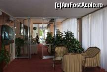[P08] Intrarea în restaurantul hotelului Zagreb » foto by Costi
 - 
<span class="allrVoted glyphicon glyphicon-heart hidden" id="av135326"></span>
<a class="m-l-10 hidden" id="sv135326" onclick="voting_Foto_DelVot(,135326,7431)" role="button">șterge vot <span class="glyphicon glyphicon-remove"></span></a>
<a id="v9135326" class=" c-red"  onclick="voting_Foto_SetVot(135326)" role="button"><span class="glyphicon glyphicon-heart-empty"></span> <b>LIKE</b> = Votează poza</a> <img class="hidden"  id="f135326W9" src="/imagini/loader.gif" border="0" /><span class="AjErrMes hidden" id="e135326ErM"></span>