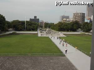[P52] Hiroshima, Parcul Memorial al Păcii (Cenotaful, Flacăra Păcii și Domul Bombei Atomice sunt aliniate)  » foto by mprofeanu
 - 
<span class="allrVoted glyphicon glyphicon-heart hidden" id="av699511"></span>
<a class="m-l-10 hidden" id="sv699511" onclick="voting_Foto_DelVot(,699511,7440)" role="button">șterge vot <span class="glyphicon glyphicon-remove"></span></a>
<a id="v9699511" class=" c-red"  onclick="voting_Foto_SetVot(699511)" role="button"><span class="glyphicon glyphicon-heart-empty"></span> <b>LIKE</b> = Votează poza</a> <img class="hidden"  id="f699511W9" src="/imagini/loader.gif" border="0" /><span class="AjErrMes hidden" id="e699511ErM"></span>