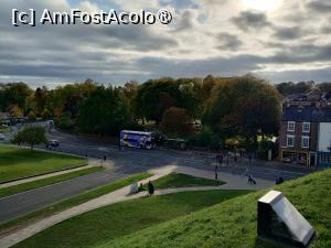 [P25] Imagine de la intrarea în castelul York » foto by Marius 72
 - 
<span class="allrVoted glyphicon glyphicon-heart hidden" id="av1504377"></span>
<a class="m-l-10 hidden" id="sv1504377" onclick="voting_Foto_DelVot(,1504377,7515)" role="button">șterge vot <span class="glyphicon glyphicon-remove"></span></a>
<a id="v91504377" class=" c-red"  onclick="voting_Foto_SetVot(1504377)" role="button"><span class="glyphicon glyphicon-heart-empty"></span> <b>LIKE</b> = Votează poza</a> <img class="hidden"  id="f1504377W9" src="/imagini/loader.gif" border="0" /><span class="AjErrMes hidden" id="e1504377ErM"></span>