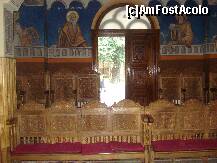 [P08] Usa laterala din lemn scupltat, ca si o parte dintre scaunele tot din lemn sculptat din interiorul bisericii Sf. Stefan din Baia Mare » foto by ileanaxperta*
 - 
<span class="allrVoted glyphicon glyphicon-heart hidden" id="av158759"></span>
<a class="m-l-10 hidden" id="sv158759" onclick="voting_Foto_DelVot(,158759,7527)" role="button">șterge vot <span class="glyphicon glyphicon-remove"></span></a>
<a id="v9158759" class=" c-red"  onclick="voting_Foto_SetVot(158759)" role="button"><span class="glyphicon glyphicon-heart-empty"></span> <b>LIKE</b> = Votează poza</a> <img class="hidden"  id="f158759W9" src="/imagini/loader.gif" border="0" /><span class="AjErrMes hidden" id="e158759ErM"></span>