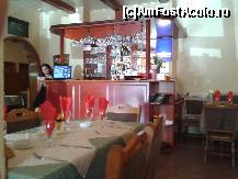 [P03] Restaurant Ornella Vlaicu - sala restaurantului şi barul.  » foto by creivean
 - 
<span class="allrVoted glyphicon glyphicon-heart hidden" id="av424277"></span>
<a class="m-l-10 hidden" id="sv424277" onclick="voting_Foto_DelVot(,424277,7574)" role="button">șterge vot <span class="glyphicon glyphicon-remove"></span></a>
<a id="v9424277" class=" c-red"  onclick="voting_Foto_SetVot(424277)" role="button"><span class="glyphicon glyphicon-heart-empty"></span> <b>LIKE</b> = Votează poza</a> <img class="hidden"  id="f424277W9" src="/imagini/loader.gif" border="0" /><span class="AjErrMes hidden" id="e424277ErM"></span>