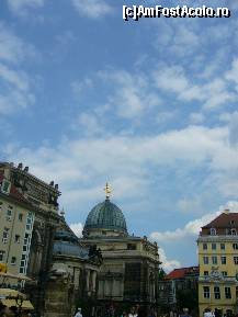 [P25] Dresda, Frauenkirche (Biserica Maicii Domnului)in fundal » foto by magdalena
 - 
<span class="allrVoted glyphicon glyphicon-heart hidden" id="av149001"></span>
<a class="m-l-10 hidden" id="sv149001" onclick="voting_Foto_DelVot(,149001,7690)" role="button">șterge vot <span class="glyphicon glyphicon-remove"></span></a>
<a id="v9149001" class=" c-red"  onclick="voting_Foto_SetVot(149001)" role="button"><span class="glyphicon glyphicon-heart-empty"></span> <b>LIKE</b> = Votează poza</a> <img class="hidden"  id="f149001W9" src="/imagini/loader.gif" border="0" /><span class="AjErrMes hidden" id="e149001ErM"></span>