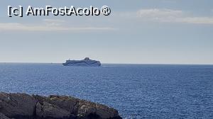 [P26] insula Pomegues, o nava de croaziera în zare » foto by Yolanda
 - 
<span class="allrVoted glyphicon glyphicon-heart hidden" id="av1513494"></span>
<a class="m-l-10 hidden" id="sv1513494" onclick="voting_Foto_DelVot(,1513494,7772)" role="button">șterge vot <span class="glyphicon glyphicon-remove"></span></a>
<a id="v91513494" class=" c-red"  onclick="voting_Foto_SetVot(1513494)" role="button"><span class="glyphicon glyphicon-heart-empty"></span> <b>LIKE</b> = Votează poza</a> <img class="hidden"  id="f1513494W9" src="/imagini/loader.gif" border="0" /><span class="AjErrMes hidden" id="e1513494ErM"></span>