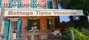 [P23] Torcello, Bottega Tipica Veneziana » foto by irinad
 - 
<span class="allrVoted glyphicon glyphicon-heart hidden" id="av1478168"></span>
<a class="m-l-10 hidden" id="sv1478168" onclick="voting_Foto_DelVot(,1478168,7782)" role="button">șterge vot <span class="glyphicon glyphicon-remove"></span></a>
<a id="v91478168" class=" c-red"  onclick="voting_Foto_SetVot(1478168)" role="button"><span class="glyphicon glyphicon-heart-empty"></span> <b>LIKE</b> = Votează poza</a> <img class="hidden"  id="f1478168W9" src="/imagini/loader.gif" border="0" /><span class="AjErrMes hidden" id="e1478168ErM"></span>