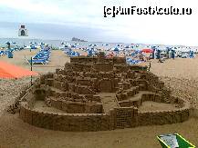 P02 [APR-2012] castel de nisip pe plaja in Benidorm