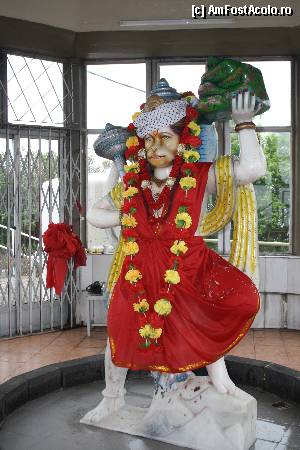P03 [FEB-2013] Hanuman - in mijlocul templului
