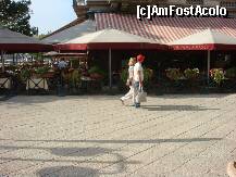 [P02] Duna Corso - un restaurant pe malul Dunării. Terasa răcoroasă, la 40 de grade câte erau în oraş. » foto by creivean
 - 
<span class="allrVoted glyphicon glyphicon-heart hidden" id="av155654"></span>
<a class="m-l-10 hidden" id="sv155654" onclick="voting_Foto_DelVot(,155654,7866)" role="button">șterge vot <span class="glyphicon glyphicon-remove"></span></a>
<a id="v9155654" class=" c-red"  onclick="voting_Foto_SetVot(155654)" role="button"><span class="glyphicon glyphicon-heart-empty"></span> <b>LIKE</b> = Votează poza</a> <img class="hidden"  id="f155654W9" src="/imagini/loader.gif" border="0" /><span class="AjErrMes hidden" id="e155654ErM"></span>