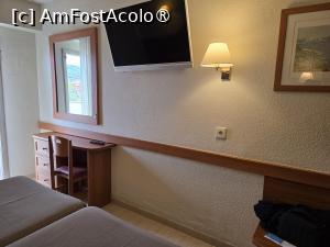 [P12] Camera de hotel » foto by Mirinda
 - 
<span class="allrVoted glyphicon glyphicon-heart hidden" id="av1512650"></span>
<a class="m-l-10 hidden" id="sv1512650" onclick="voting_Foto_DelVot(,1512650,7884)" role="button">șterge vot <span class="glyphicon glyphicon-remove"></span></a>
<a id="v91512650" class=" c-red"  onclick="voting_Foto_SetVot(1512650)" role="button"><span class="glyphicon glyphicon-heart-empty"></span> <b>LIKE</b> = Votează poza</a> <img class="hidden"  id="f1512650W9" src="/imagini/loader.gif" border="0" /><span class="AjErrMes hidden" id="e1512650ErM"></span>