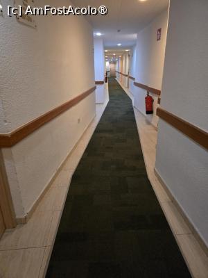 [P22] Holul din hotel » foto by Mirinda
 - 
<span class="allrVoted glyphicon glyphicon-heart hidden" id="av1512660"></span>
<a class="m-l-10 hidden" id="sv1512660" onclick="voting_Foto_DelVot(,1512660,7884)" role="button">șterge vot <span class="glyphicon glyphicon-remove"></span></a>
<a id="v91512660" class=" c-red"  onclick="voting_Foto_SetVot(1512660)" role="button"><span class="glyphicon glyphicon-heart-empty"></span> <b>LIKE</b> = Votează poza</a> <img class="hidden"  id="f1512660W9" src="/imagini/loader.gif" border="0" /><span class="AjErrMes hidden" id="e1512660ErM"></span>