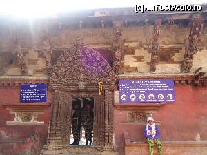 [P10] templu pazit de soldati » foto by buterfly*
 - 
<span class="allrVoted glyphicon glyphicon-heart hidden" id="av508677"></span>
<a class="m-l-10 hidden" id="sv508677" onclick="voting_Foto_DelVot(,508677,7929)" role="button">șterge vot <span class="glyphicon glyphicon-remove"></span></a>
<a id="v9508677" class=" c-red"  onclick="voting_Foto_SetVot(508677)" role="button"><span class="glyphicon glyphicon-heart-empty"></span> <b>LIKE</b> = Votează poza</a> <img class="hidden"  id="f508677W9" src="/imagini/loader.gif" border="0" /><span class="AjErrMes hidden" id="e508677ErM"></span>