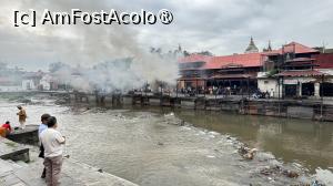 [P31] Pashupatinath » foto by Mika
 - 
<span class="allrVoted glyphicon glyphicon-heart hidden" id="av1507304"></span>
<a class="m-l-10 hidden" id="sv1507304" onclick="voting_Foto_DelVot(,1507304,7929)" role="button">șterge vot <span class="glyphicon glyphicon-remove"></span></a>
<a id="v91507304" class=" c-red"  onclick="voting_Foto_SetVot(1507304)" role="button"><span class="glyphicon glyphicon-heart-empty"></span> <b>LIKE</b> = Votează poza</a> <img class="hidden"  id="f1507304W9" src="/imagini/loader.gif" border="0" /><span class="AjErrMes hidden" id="e1507304ErM"></span>