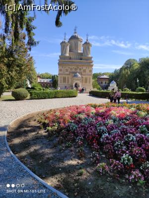 [P01] Curtea de Argeș - mănăstirea pe care eu o consider cea mai frumoasă din România » foto by Pușcașu Marin
 - 
<span class="allrVoted glyphicon glyphicon-heart hidden" id="av1448591"></span>
<a class="m-l-10 hidden" id="sv1448591" onclick="voting_Foto_DelVot(,1448591,7936)" role="button">șterge vot <span class="glyphicon glyphicon-remove"></span></a>
<a id="v91448591" class=" c-red"  onclick="voting_Foto_SetVot(1448591)" role="button"><span class="glyphicon glyphicon-heart-empty"></span> <b>LIKE</b> = Votează poza</a> <img class="hidden"  id="f1448591W9" src="/imagini/loader.gif" border="0" /><span class="AjErrMes hidden" id="e1448591ErM"></span>