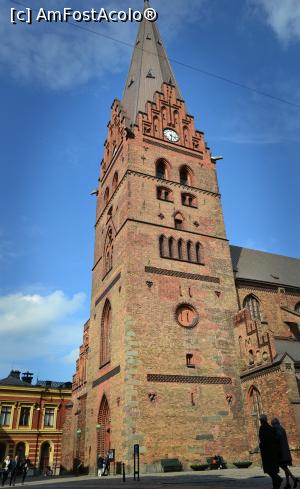 [P08] biserica Sfântul Petru (Peter), cea mai veche clădire existentă în Malmo, ce datează de la începuturile secolului al 14-lea.  » foto by georgiana27
 - 
<span class="allrVoted glyphicon glyphicon-heart hidden" id="av879996"></span>
<a class="m-l-10 hidden" id="sv879996" onclick="voting_Foto_DelVot(,879996,7982)" role="button">șterge vot <span class="glyphicon glyphicon-remove"></span></a>
<a id="v9879996" class=" c-red"  onclick="voting_Foto_SetVot(879996)" role="button"><span class="glyphicon glyphicon-heart-empty"></span> <b>LIKE</b> = Votează poza</a> <img class="hidden"  id="f879996W9" src="/imagini/loader.gif" border="0" /><span class="AjErrMes hidden" id="e879996ErM"></span>