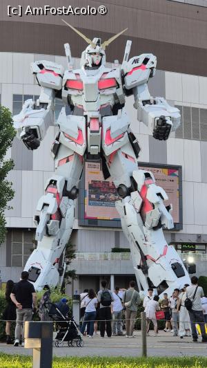 [P28] Statuia gigantica, cu o inaltime de aproape 20 de metri a Unicorn Gundam, un robot din populara serie anime Gundam. » foto by geani anto
 - 
<span class="allrVoted glyphicon glyphicon-heart hidden" id="av1439337"></span>
<a class="m-l-10 hidden" id="sv1439337" onclick="voting_Foto_DelVot(,1439337,7999)" role="button">șterge vot <span class="glyphicon glyphicon-remove"></span></a>
<a id="v91439337" class=" c-red"  onclick="voting_Foto_SetVot(1439337)" role="button"><span class="glyphicon glyphicon-heart-empty"></span> <b>LIKE</b> = Votează poza</a> <img class="hidden"  id="f1439337W9" src="/imagini/loader.gif" border="0" /><span class="AjErrMes hidden" id="e1439337ErM"></span>