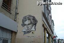 [P16] Portretul lui Beethoven pe peretele unei cladiri aflate vis-a-vis de casa natala a compozitorului » foto by ileanaxperta*
 - 
<span class="allrVoted glyphicon glyphicon-heart hidden" id="av165058"></span>
<a class="m-l-10 hidden" id="sv165058" onclick="voting_Foto_DelVot(,165058,8043)" role="button">șterge vot <span class="glyphicon glyphicon-remove"></span></a>
<a id="v9165058" class=" c-red"  onclick="voting_Foto_SetVot(165058)" role="button"><span class="glyphicon glyphicon-heart-empty"></span> <b>LIKE</b> = Votează poza</a> <img class="hidden"  id="f165058W9" src="/imagini/loader.gif" border="0" /><span class="AjErrMes hidden" id="e165058ErM"></span>