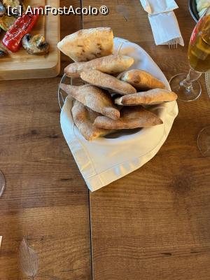 [P04] Focaccia cu parmezan » foto by Marelte
 - 
<span class="allrVoted glyphicon glyphicon-heart hidden" id="av1486135"></span>
<a class="m-l-10 hidden" id="sv1486135" onclick="voting_Foto_DelVot(,1486135,8050)" role="button">șterge vot <span class="glyphicon glyphicon-remove"></span></a>
<a id="v91486135" class=" c-red"  onclick="voting_Foto_SetVot(1486135)" role="button"><span class="glyphicon glyphicon-heart-empty"></span> <b>LIKE</b> = Votează poza</a> <img class="hidden"  id="f1486135W9" src="/imagini/loader.gif" border="0" /><span class="AjErrMes hidden" id="e1486135ErM"></span>