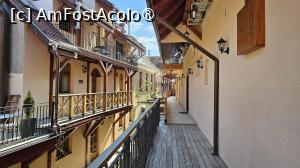 [P13] Brașov - Casa Wagner - balcon curte interioară » foto by doina_c24
 - 
<span class="allrVoted glyphicon glyphicon-heart hidden" id="av1435844"></span>
<a class="m-l-10 hidden" id="sv1435844" onclick="voting_Foto_DelVot(,1435844,8052)" role="button">șterge vot <span class="glyphicon glyphicon-remove"></span></a>
<a id="v91435844" class=" c-red"  onclick="voting_Foto_SetVot(1435844)" role="button"><span class="glyphicon glyphicon-heart-empty"></span> <b>LIKE</b> = Votează poza</a> <img class="hidden"  id="f1435844W9" src="/imagini/loader.gif" border="0" /><span class="AjErrMes hidden" id="e1435844ErM"></span>