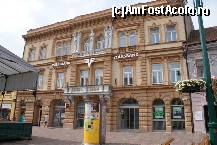 [P24] Sediul băncii Volksbank, o frumoasă clădire de pe Strada Mare din Prešov » foto by Costi
 - 
<span class="allrVoted glyphicon glyphicon-heart hidden" id="av166091"></span>
<a class="m-l-10 hidden" id="sv166091" onclick="voting_Foto_DelVot(,166091,8063)" role="button">șterge vot <span class="glyphicon glyphicon-remove"></span></a>
<a id="v9166091" class=" c-red"  onclick="voting_Foto_SetVot(166091)" role="button"><span class="glyphicon glyphicon-heart-empty"></span> <b>LIKE</b> = Votează poza</a> <img class="hidden"  id="f166091W9" src="/imagini/loader.gif" border="0" /><span class="AjErrMes hidden" id="e166091ErM"></span>