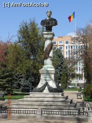 [P13] Drobeta-Turnu Severin - În Parcul Tudor Vladimirescu, bustul lui Traian.  » foto by iulianic
 - 
<span class="allrVoted glyphicon glyphicon-heart hidden" id="av960200"></span>
<a class="m-l-10 hidden" id="sv960200" onclick="voting_Foto_DelVot(,960200,8064)" role="button">șterge vot <span class="glyphicon glyphicon-remove"></span></a>
<a id="v9960200" class=" c-red"  onclick="voting_Foto_SetVot(960200)" role="button"><span class="glyphicon glyphicon-heart-empty"></span> <b>LIKE</b> = Votează poza</a> <img class="hidden"  id="f960200W9" src="/imagini/loader.gif" border="0" /><span class="AjErrMes hidden" id="e960200ErM"></span>